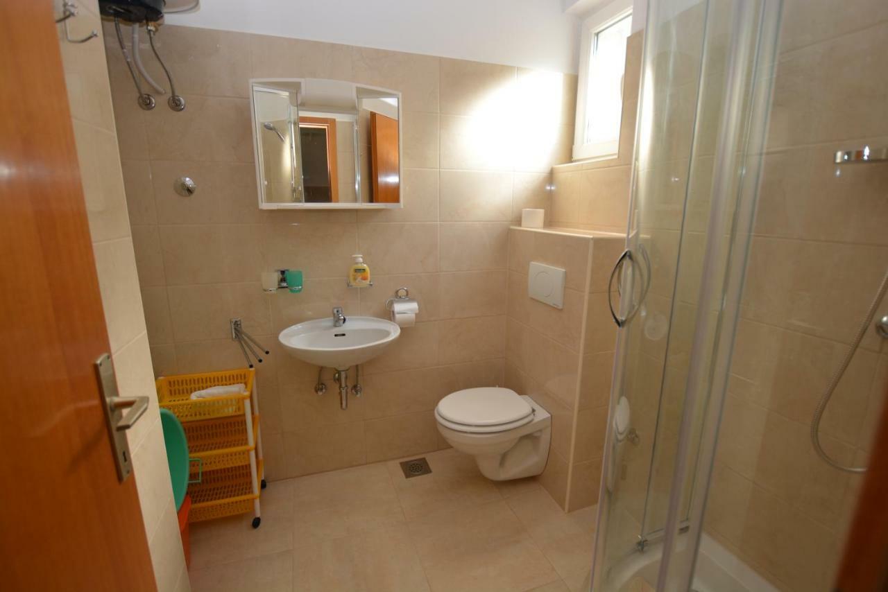 Apartment Nadica Punat Εξωτερικό φωτογραφία