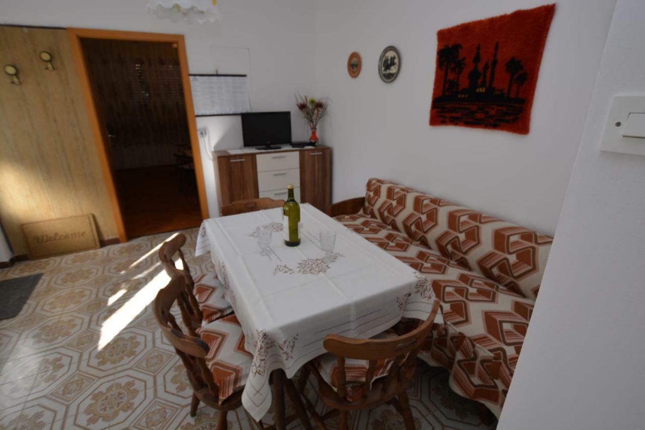 Apartment Nadica Punat Εξωτερικό φωτογραφία